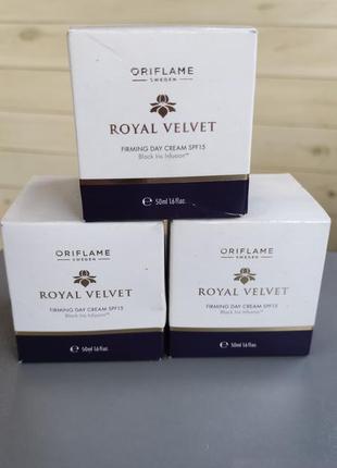 Дневной крем для лица каралевский бархат орифлейм  oriflame day royal velvet  spf 15 224242 фото