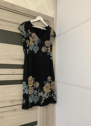 Легка шифонова сукня