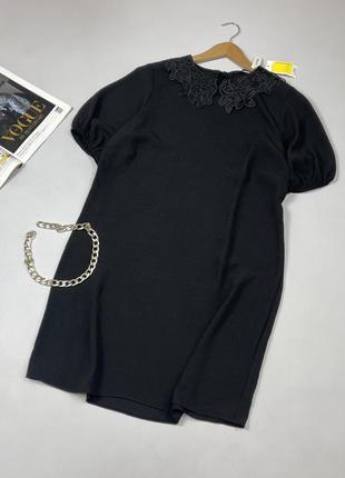 Платье с воротничком