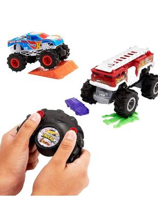 Hot wheels monster trucks  машинка на радіокеруванні пульті набір трек монстр трюк авто4 фото