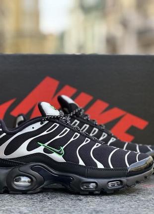 Чоловічі молодіжні кросівки спортивного стилю nike air max plus tn 🆕 найк