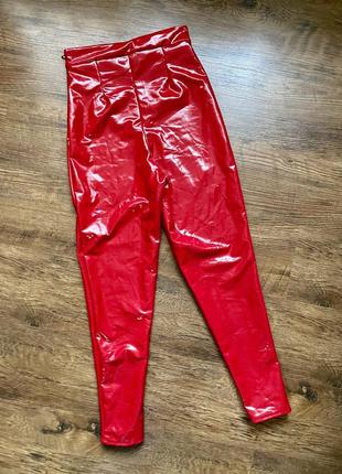 Красные брюки лаковые латекс искусственная кожа лаковая леггинсы3 фото