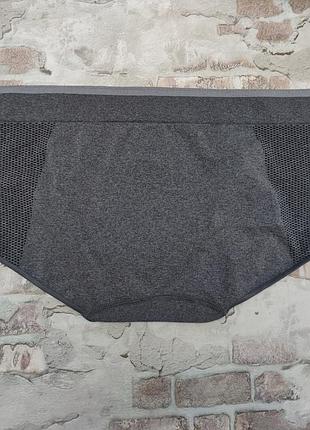 Жіноча спортивна спідня білизна &mdash; безшовні трусики reebok батал4 фото