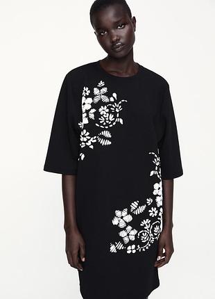 Сукня від zara вільного крою