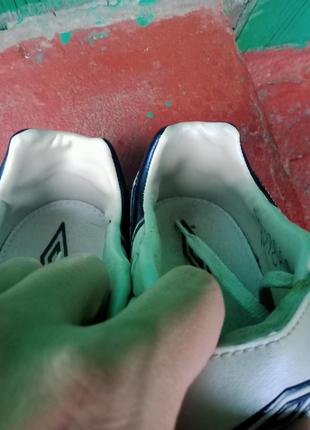 Бутсы, спортивная обувь от umbro3 фото