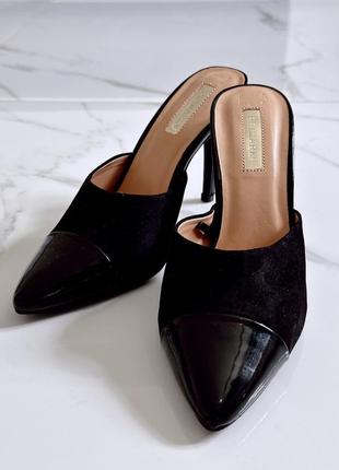 Стильные черные замшевые туфли primark с лакированными носиком2 фото