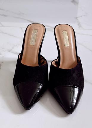 Стильные черные замшевые туфли primark с лакированными носиком3 фото