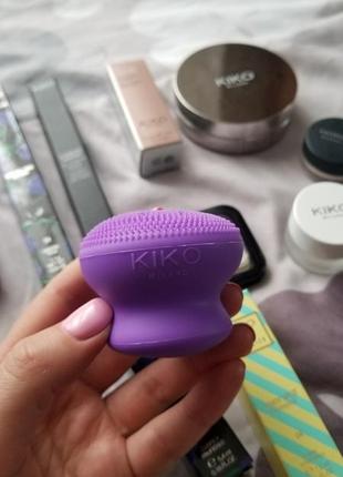 Силиконовая щётка для умывания kiko2 фото