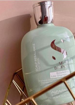 Шампунь для жирной кожи головыalfaparf semi di lino scalp rebalance balance balancing low shampoo