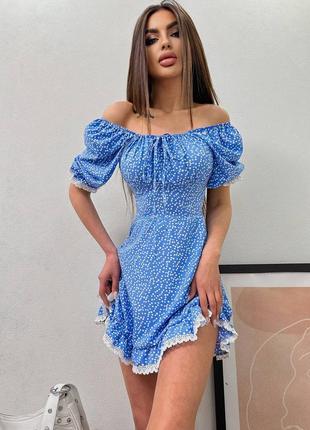Платье короткое голубое с принтом в горох на рукав три четверти с спущенными плечами свободного кроя качественное стильное