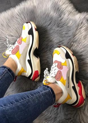 Женские кроссовки б@leнci@г@  triple s yellow pink