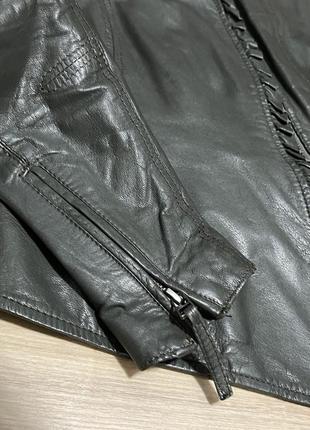 Стильная брендовая кожаная куртка косуха темный изумрудный цвет р. м4 фото