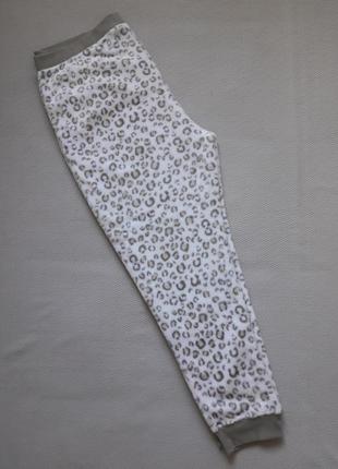 Крутые пушистые плюшевые брюки для дома в леопардовый принт батал studio retail5 фото