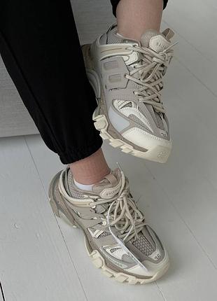 Женские кроссовки топ 🥭