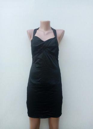 Черное маленькое платье