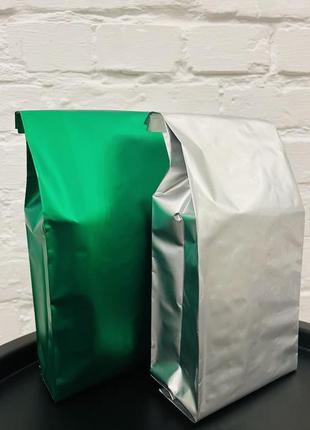 Фольгированный пакет с центральным швом 36х13,5х7, зеленый, для оригинальной упаковки подарков