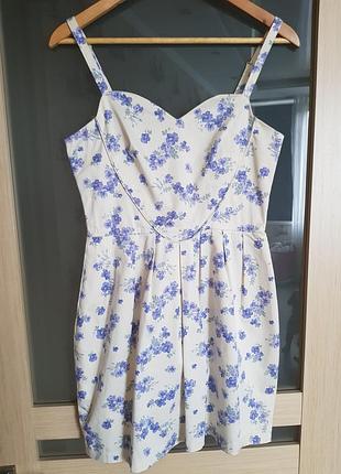 Платье-бюстье из капсульной коллекции atmosphere