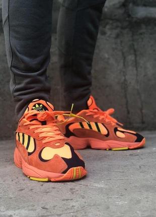 Яркие стильные кроссовки adidas yung 1 hi res orange. кросівки адідас