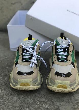 Жіночі кросівки triple s yellow green.