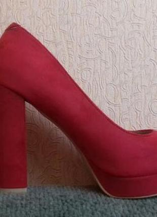 Красные, алые туфли на высоком каблуке, замшевые туфли, туфли для выхода2 фото