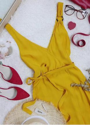 Платье сарафан миди на запах желтое горчичное из вискозы7 фото