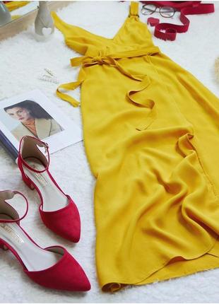 Платье сарафан миди на запах желтое горчичное из вискозы9 фото