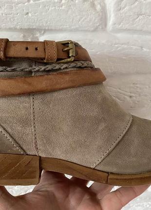 Noda in pelle новые кожаные итальянские ботльоны: ботинки 39 размера3 фото