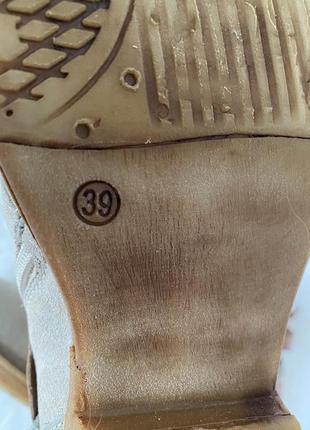 Noda in pelle новые кожаные итальянские ботльоны: ботинки 39 размера7 фото