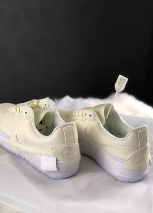 Жіночі шкіряні кросівки nike air force 1 jester white.2 фото