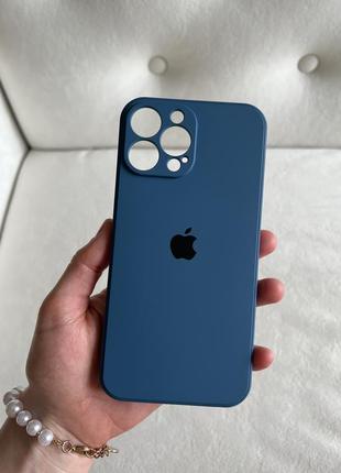 Силиконовый чехол с яблочкой для iphone 13 pro max с микрофиброй.