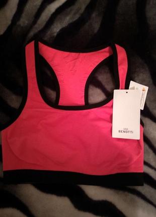 Спортивний топік benotti,36-38 розмір