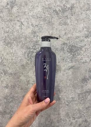 Регенеруючий шампунь для волосся daeng gi meo ri vitalizing shampoo 300 ml