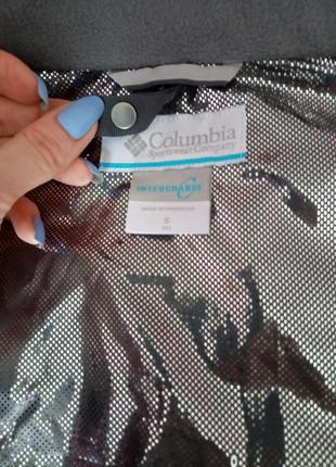 Оригинальная курточка columbia на весну-осень.4 фото