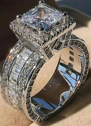 Кольцо колечко сердце большое перстень с камнем