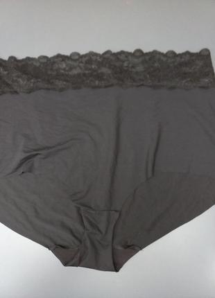 Трусики бесшовн.на пышные формы р.18-20