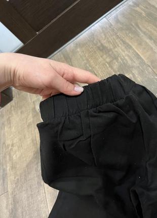 Черные брюки брюки брюки офисные классические10 фото