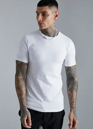 Футболка boohoo muscle fit crew neck