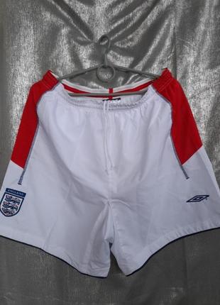 Чоловічі спортивні шорти  umbro