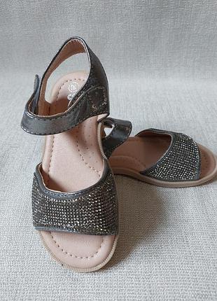 Босоножки для девочки 20-26 г.