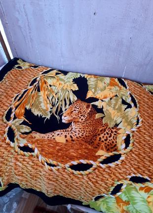 Шелковый платок знаменитого бренда с тигром6 фото