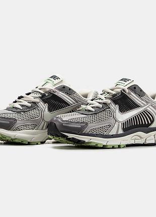 nike gold zoom vomero 5 мужские кроссовки7 фото