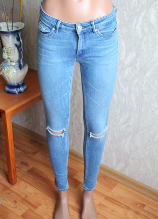 Голубые узкие джинсы скинни 24 34 размер зара zara