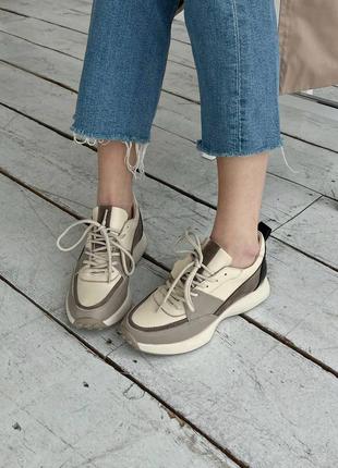 Кросівки кеди натуральна шкіра замша на высокой подошве повседневные спортивные трендовые сліпони мокасини бежевые