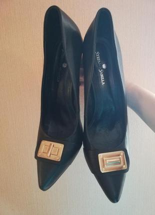 Туфли женские новые черные лодочки острый носок высокий каблук