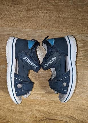 Босоніжки 2