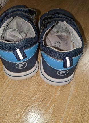 Босоніжки 4