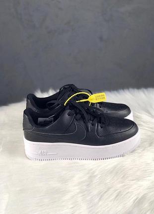 Жіночі шкіряні кросівки nike air force 1 sage platform black white