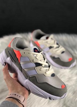 Женские кроссовки adidas yung 96 white grey orange.