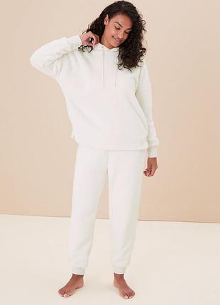 Флисовые джоггеры marks & spencer