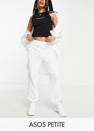 Белые теплые  спортивные штаны джоггеры asos design ultimate